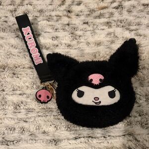 Bioworld Black and Pink Kuromi Wristlet